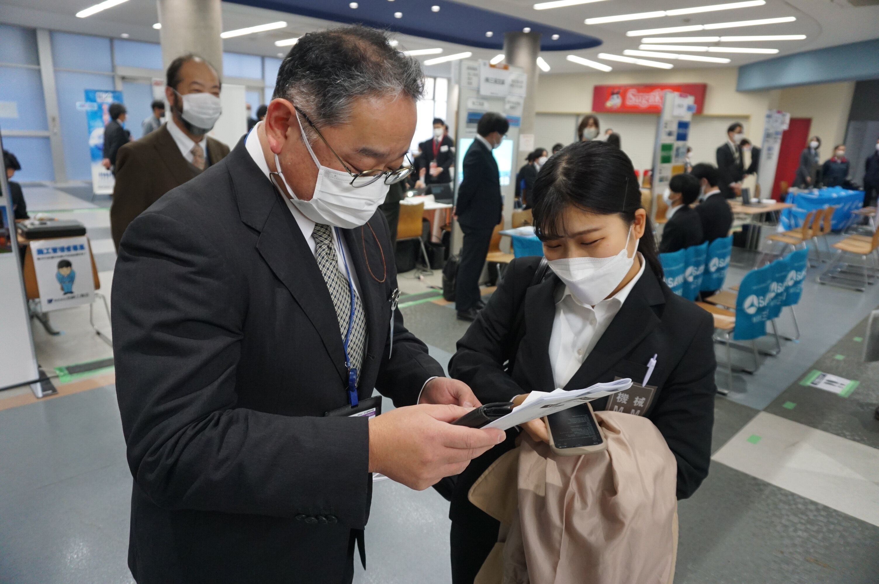 就職担当教員による熱心なサポート